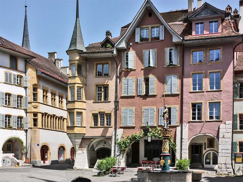 Bienne città Svizzera chiesa case piazza My Dream Lux