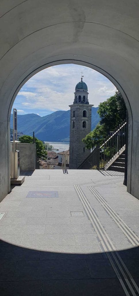 Lugano cosa vedere a Lugano My Dream Lux vista chiesa san Lorenzo Lugano e lago di Lugano